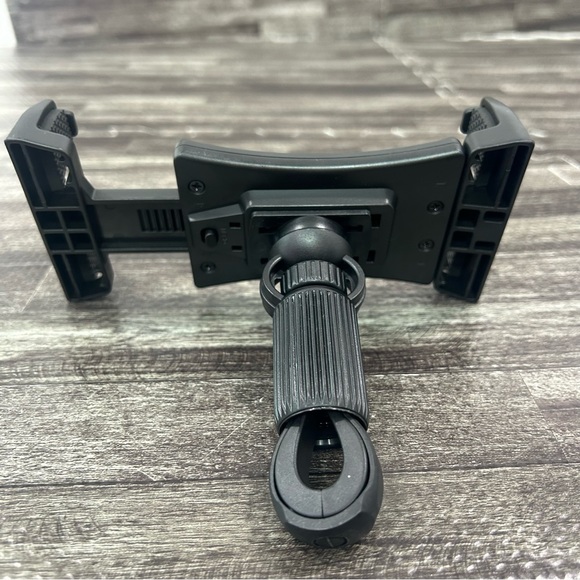 Cell Phone / Tablet Holder for Bicycles / Exercise Bikes / Motorcycle / ATV Etc - Picture 9 of 9